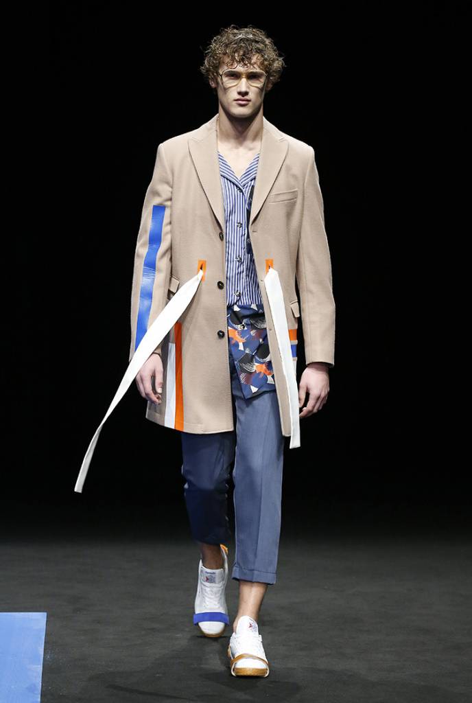 Pablo Erroz, marchio di moda Ready To Wear nato nel 2010, si rivolge sia a uomini che a donne. Collezioni unisex, create con materiali di qualità, per capi che durano nel tempo in un mix tra classicismo e modernismo che gli attribuisce raffinatezza e gusto.